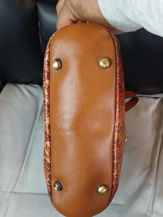 Patricia Nash 10th Anniversary Kisslock Satchel in Orange Brown - Picture 5 of 10